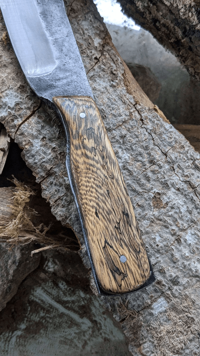 Le couteau en Acacia