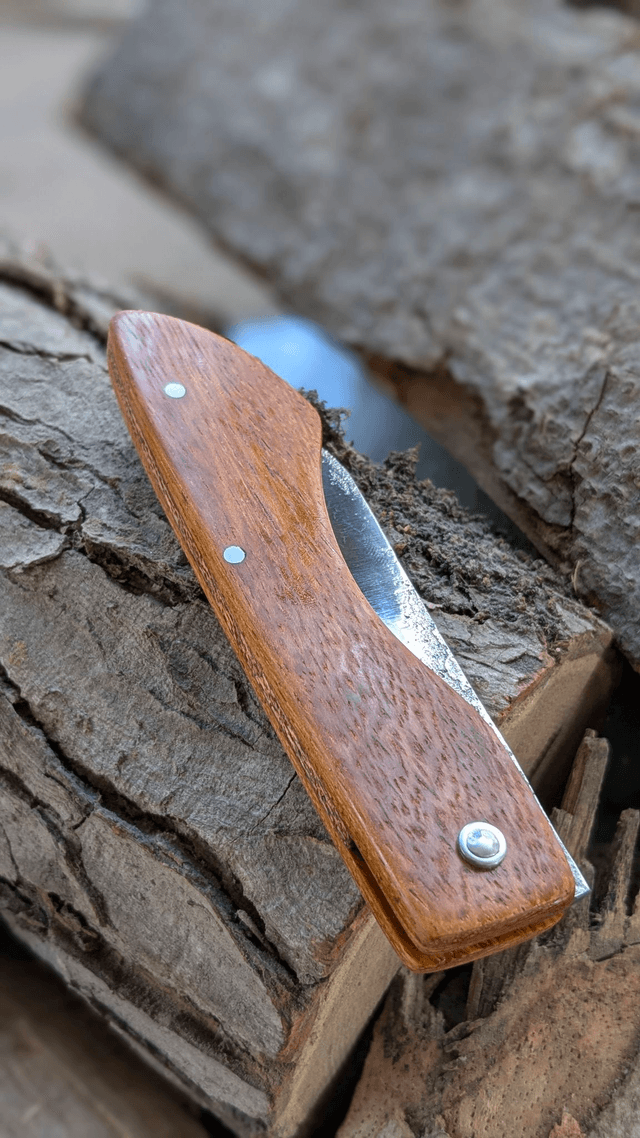 Réalisation d&#039;un couteau pliant en Duo